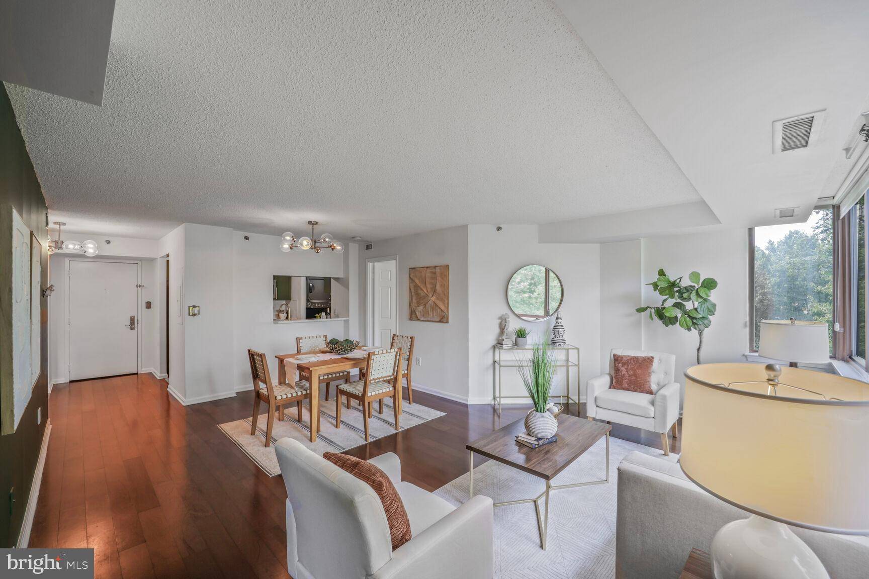 North Bethesda, MD 20852,10101 GROSVENOR #215