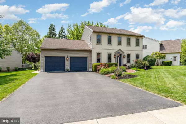 Lancaster, PA 17602,209 JUNIPER DR