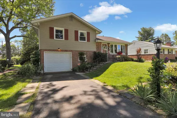 Reading, PA 19608,3012 OCTAGON AVE
