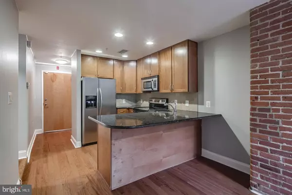 Philadelphia, PA 19146,1100 S BROAD ST #UNIT 15A