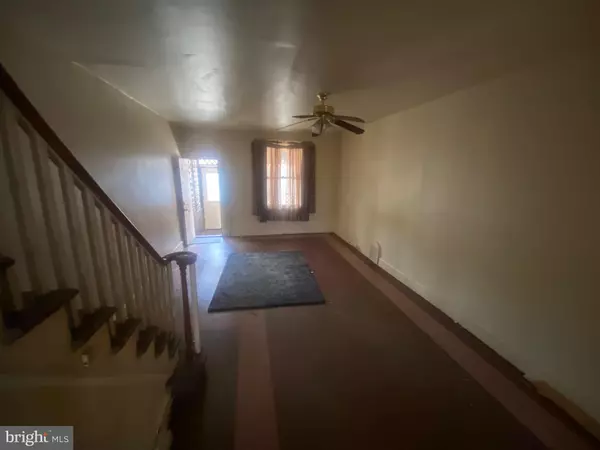 Camden, NJ 08102,937 KIMBER ST