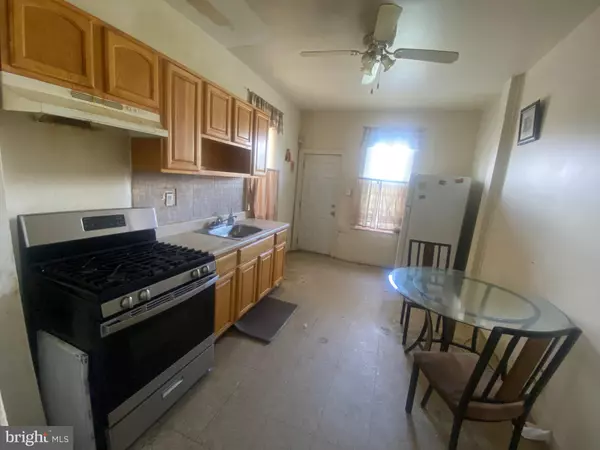 Camden, NJ 08102,937 KIMBER ST