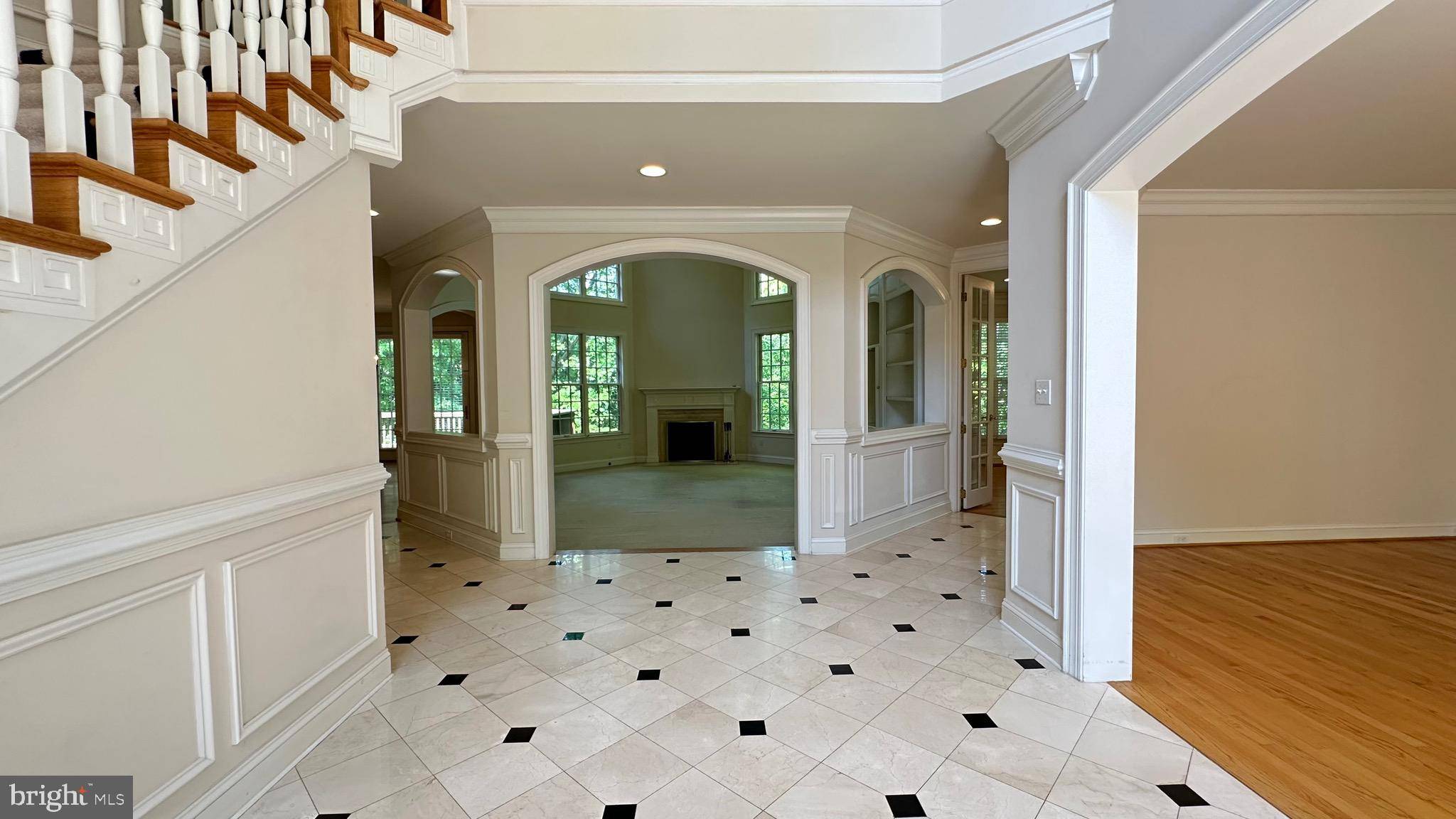 Mclean, VA 22102,1354 LEWINSVILLE MEWS CT