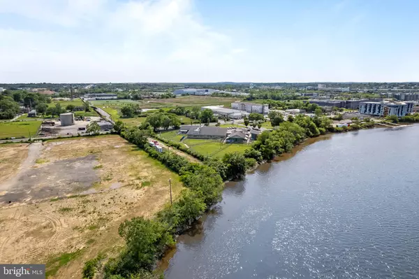 Wilmington, DE 19801,731 A ST