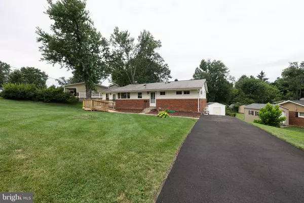 Alexandria, VA 22310,6310 SADDLE TREE DR
