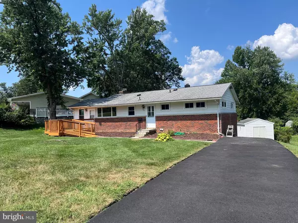 Alexandria, VA 22310,6310 SADDLE TREE DR