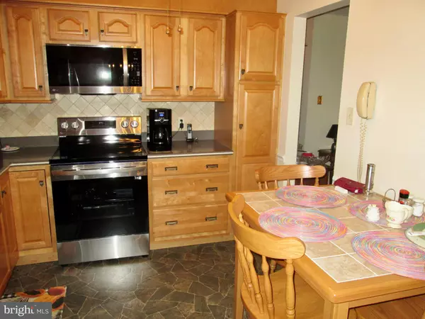 Reading, PA 19610,112 VALLEY GREENE CIR
