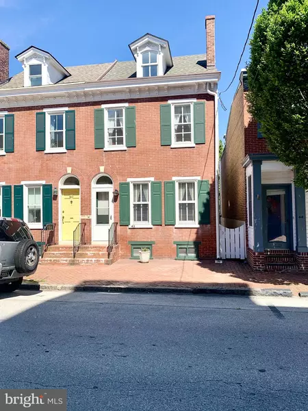 42 E 5TH ST, New Castle, DE 19720