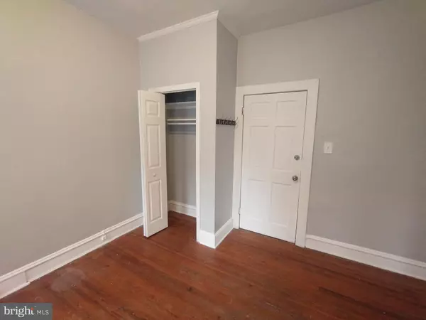 Baltimore, MD 21217,307 DOLPHIN ST #3E