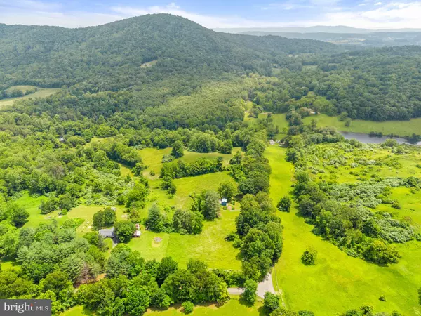 11066 MORELAND RD, Delaplane, VA 20144