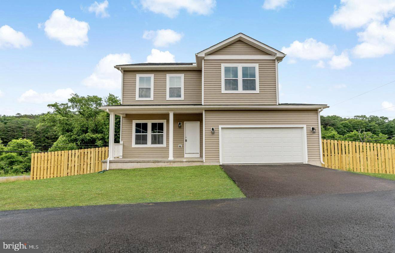 142 GREG DR, Berkeley Springs, WV 25411