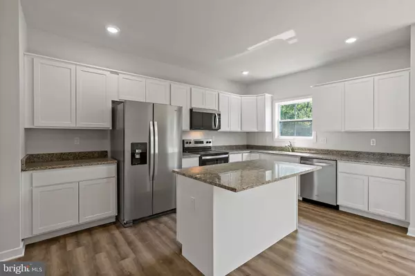 Berkeley Springs, WV 25411,142 GREG DR