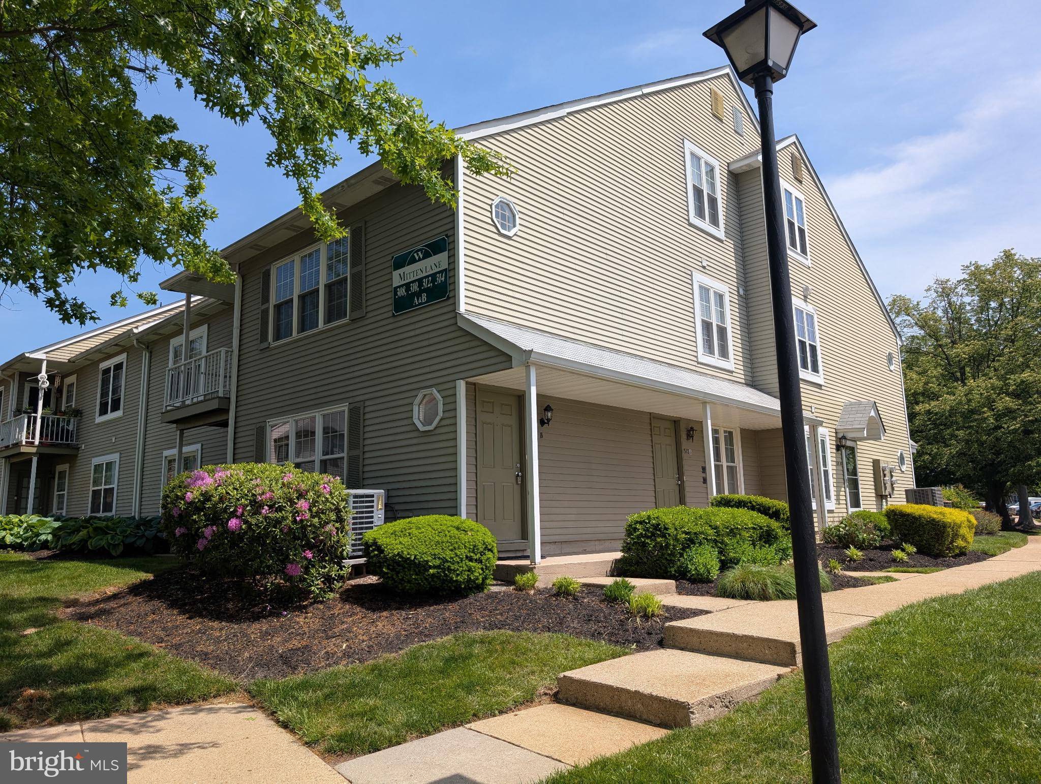 312-B MITTEN LA, Mount Laurel, NJ 08054