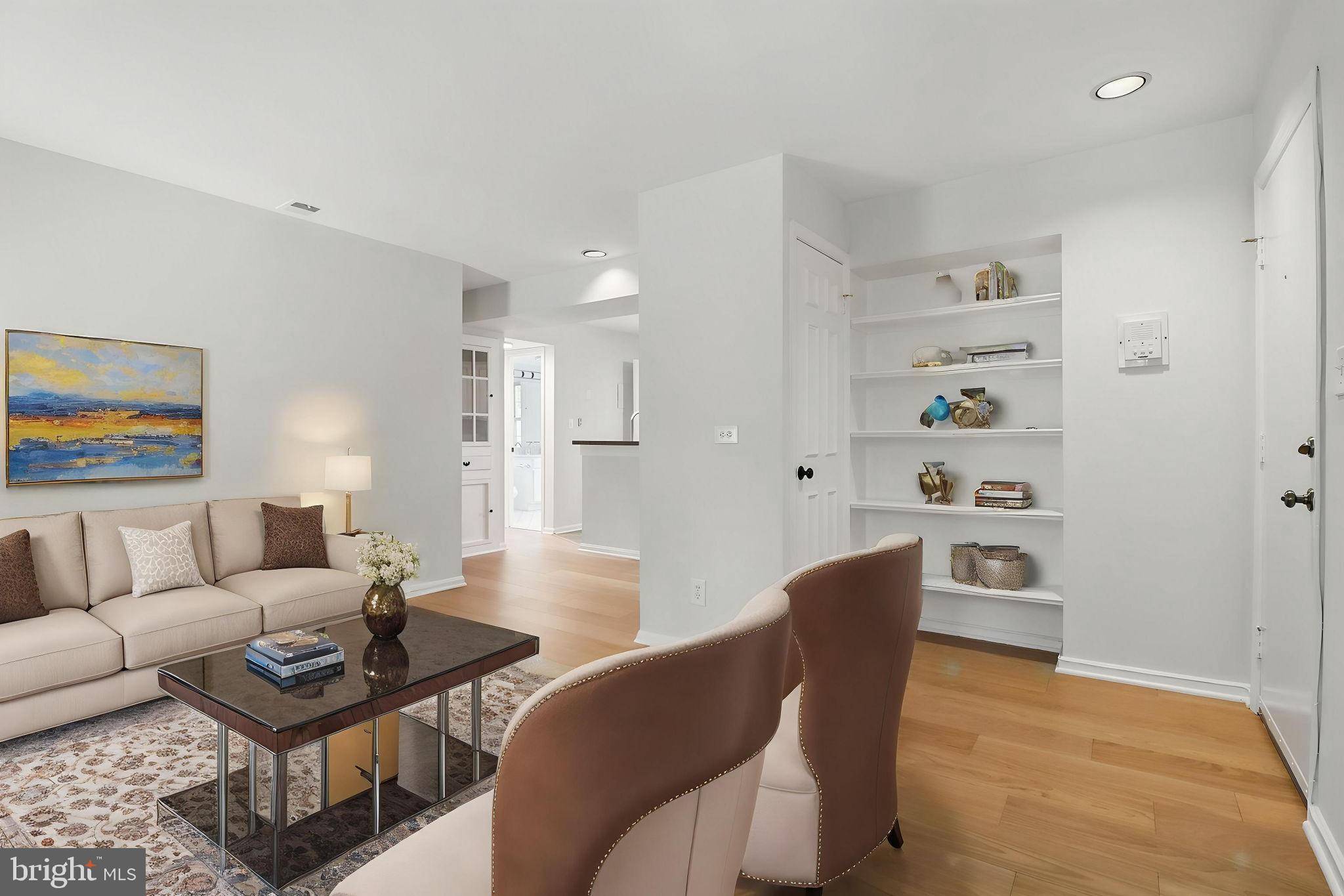 Alexandria, VA 22314,1403 E ABINGDON DR E #3