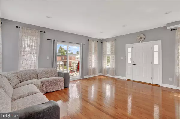 Philadelphia, PA 19111,7734 LANGDON ST