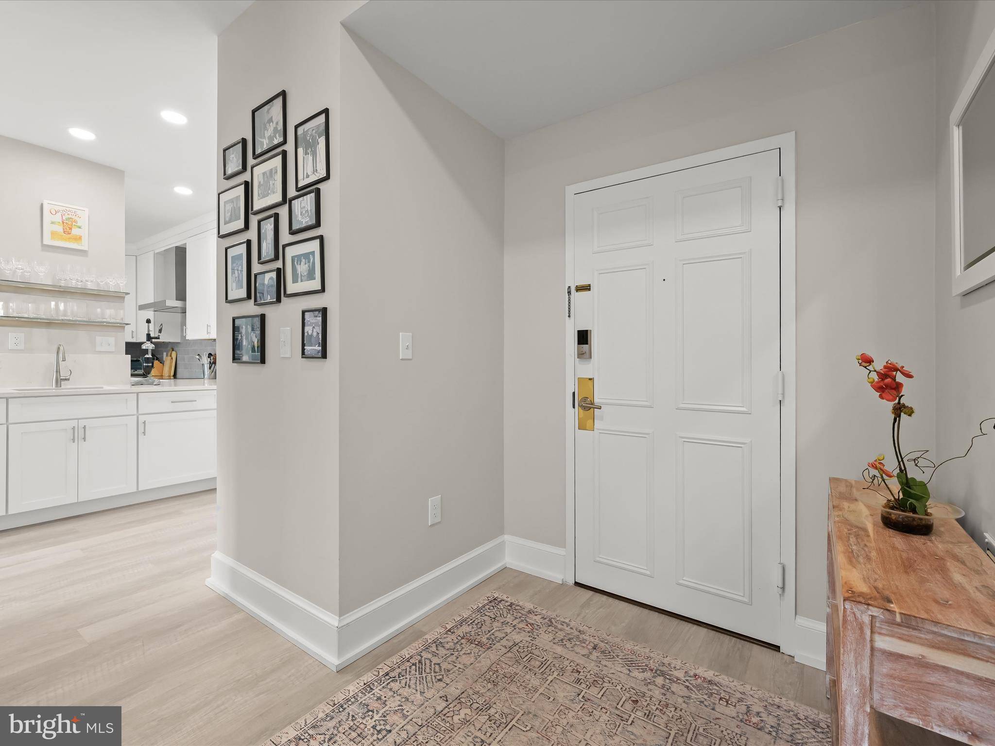 Chevy Chase, MD 20815,8101 CONNECTICUT AVE #S 608