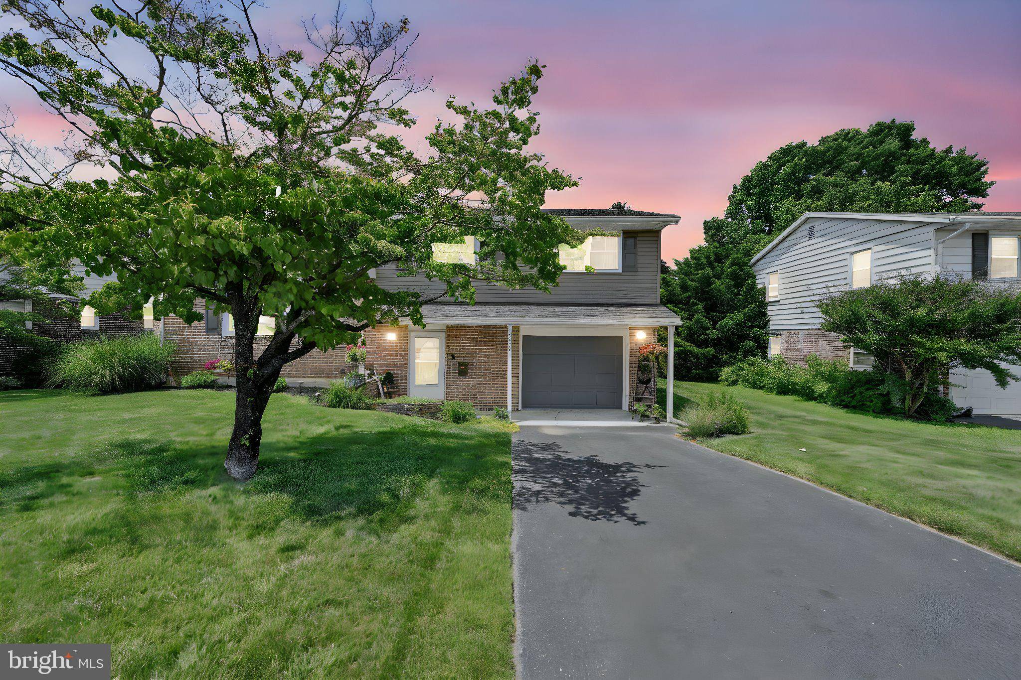 Ephrata, PA 17522,731 S STATE ST