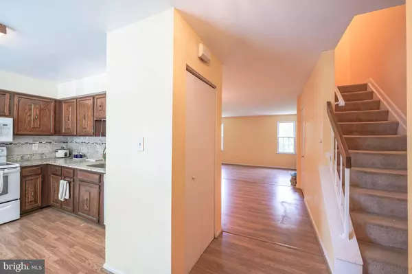 Germantown, MD 20874,12849 CLIMBING IVY DR