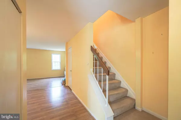 Germantown, MD 20874,12849 CLIMBING IVY DR
