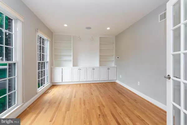 Ellicott City, MD 21042,2906 MOUNT SNOW CT