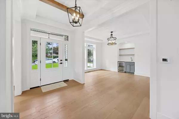 Haddonfield, NJ 08033,631 PARDEE LN