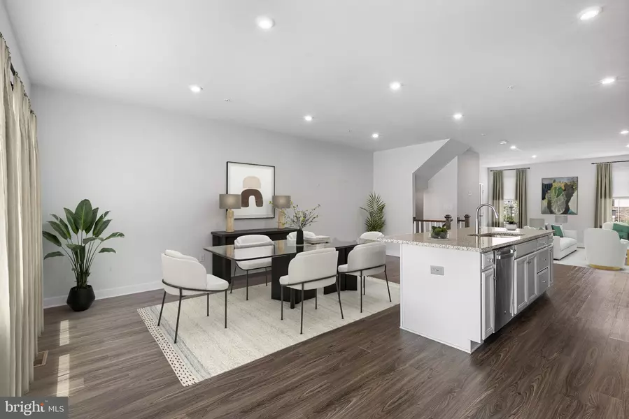 612 HOLYWELL DR, Malvern, PA 19355