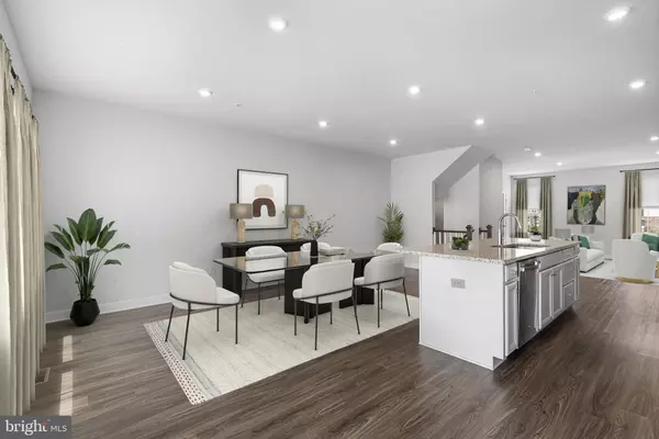 612 HOLYWELL DR, Malvern, PA 19355