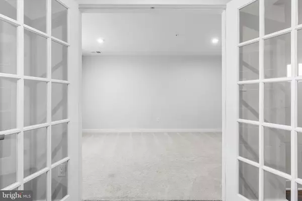 Malvern, PA 19355,612 HOLYWELL DR