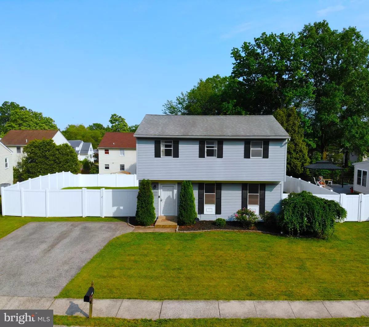 Perkasie, PA 18944,621 RUSTIC DR
