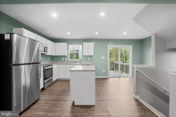 Locust Grove, VA 22508,35166 SARA CT