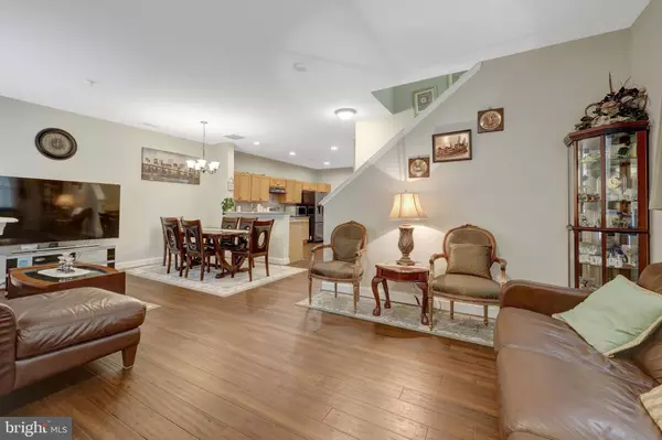 Leesburg, VA 20176,43643 MCDOWELL SQ