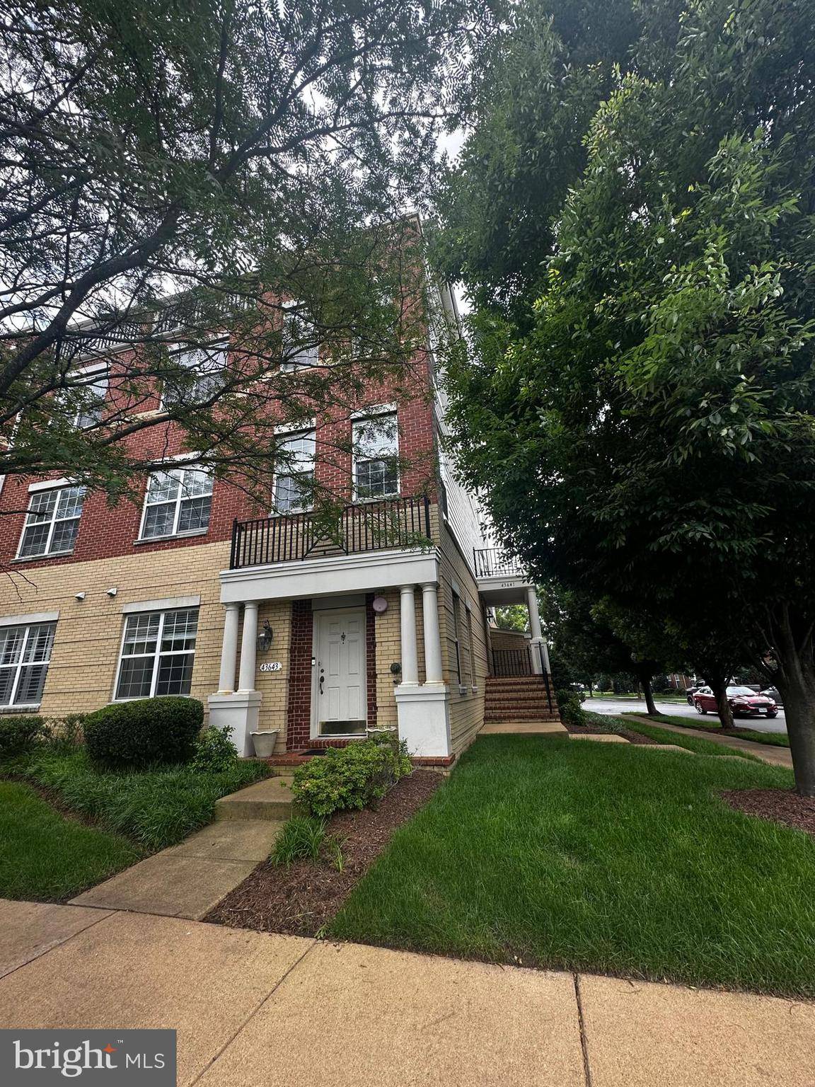Leesburg, VA 20176,43643 MCDOWELL SQ