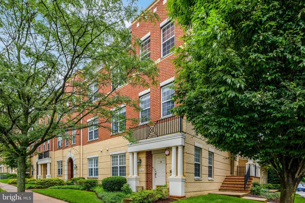 Leesburg, VA 20176,43643 MCDOWELL SQ