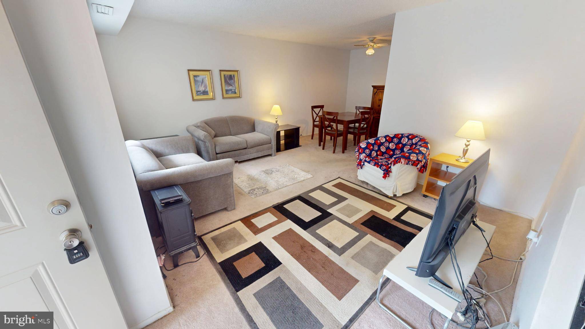Lindenwold, NJ 08021,49 DOVER DR