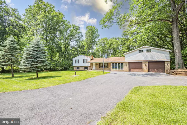 Falling Waters, WV 25419,165 CHESLEY DR