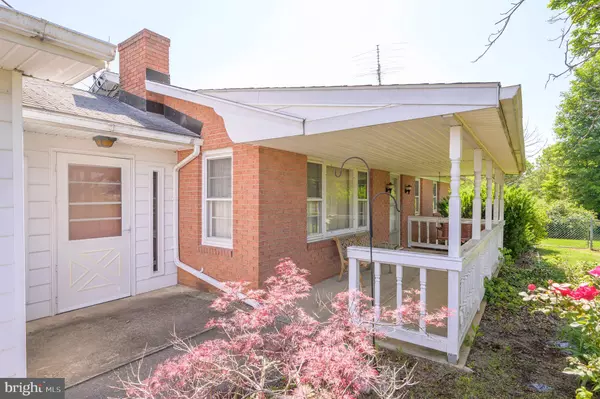 Shepherdstown, WV 25443,838 BILLMYER MILL ROAD