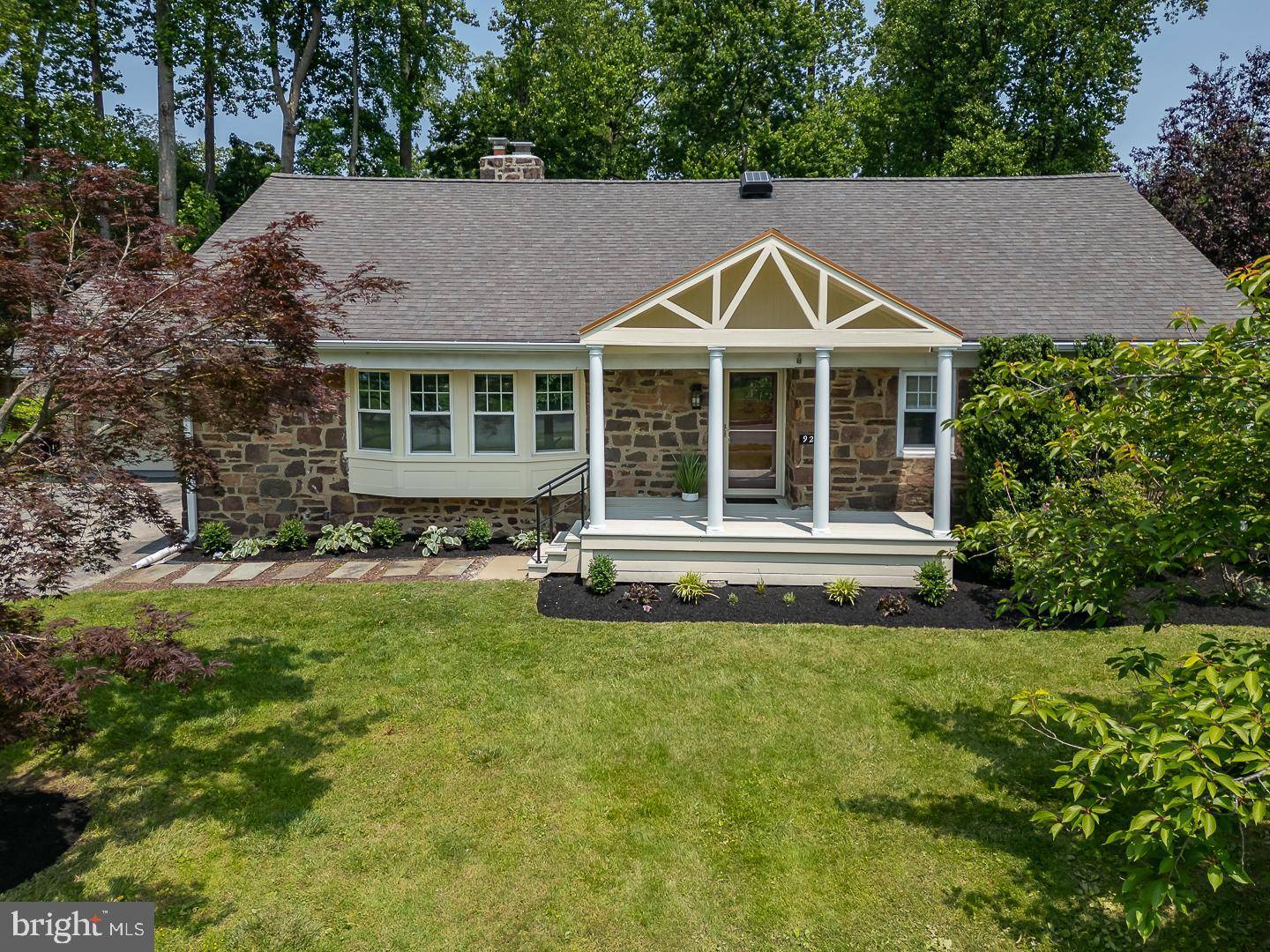 921 COOPERTOWN RD, Bryn Mawr, PA 19010