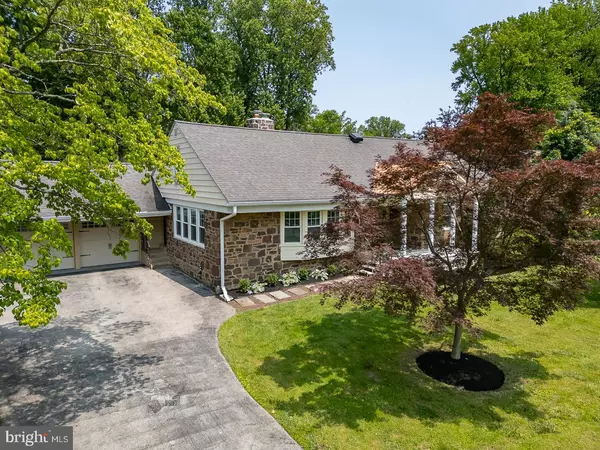 Bryn Mawr, PA 19010,921 COOPERTOWN RD