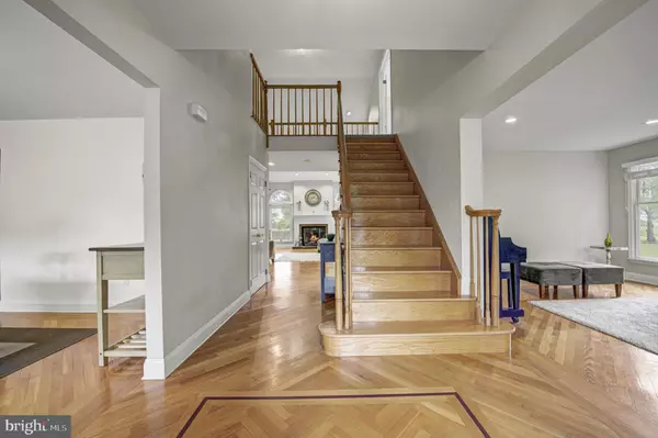 Plainsboro, NJ 08536,3 MONROE CT