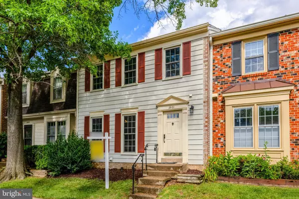 Vienna, VA 22181,2931 VILLAGE SPRING LN