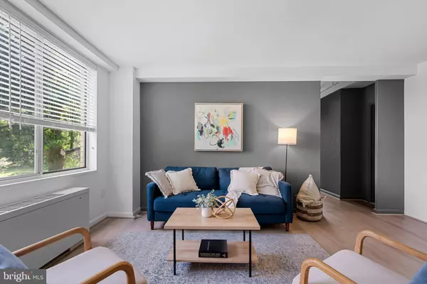 Alexandria, VA 22307,6631 WAKEFIELD DR #209