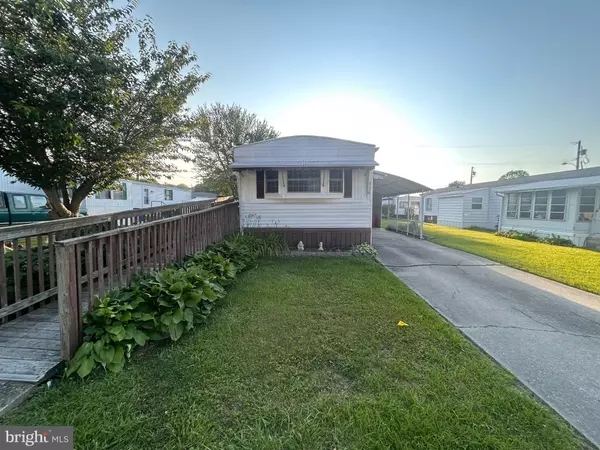 Pennsville, NJ 08070,226 PIN OAK DR.