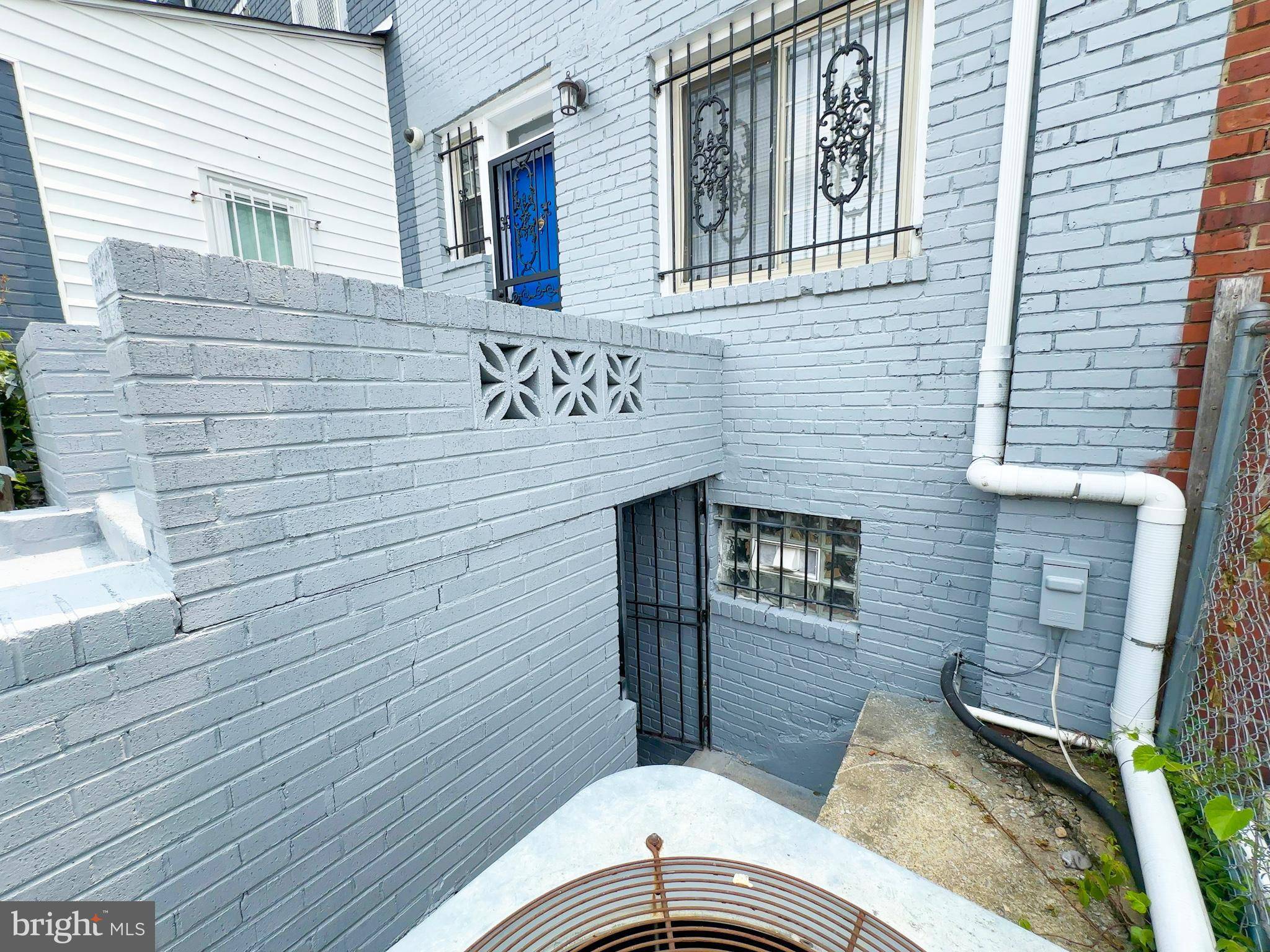 Washington, DC 20019,130 36TH ST NE
