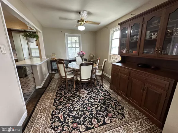 Lancaster, PA 17603,662 HERSHEY AVE