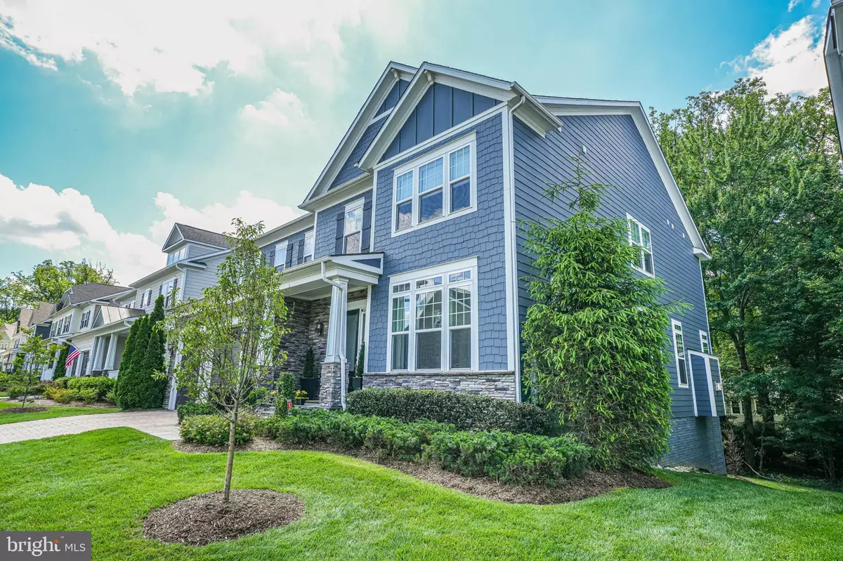 Falls Church, VA 22043,6513 MANOR RIDGE CT