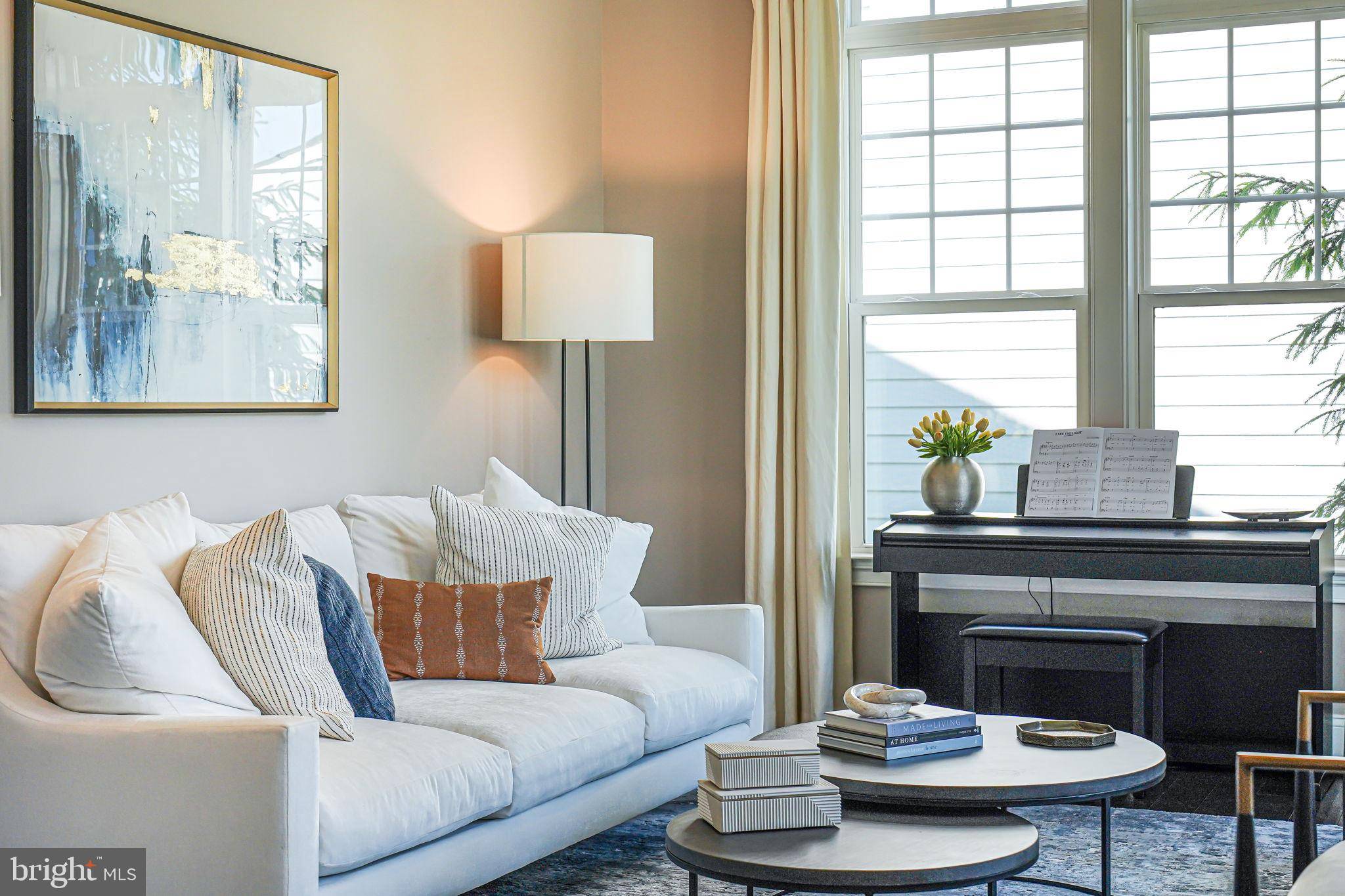 Falls Church, VA 22043,6513 MANOR RIDGE CT