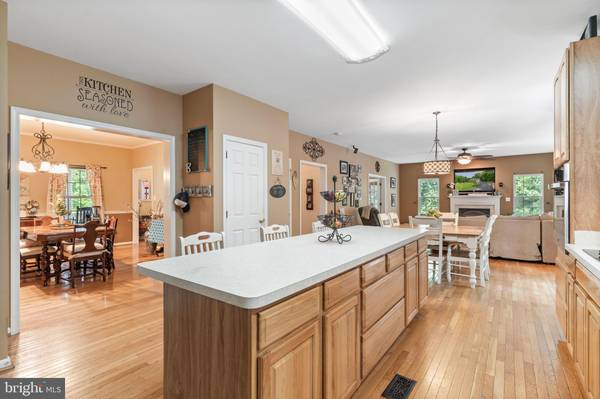 Lusby, MD 20657,9866 HG TRUEMAN RD