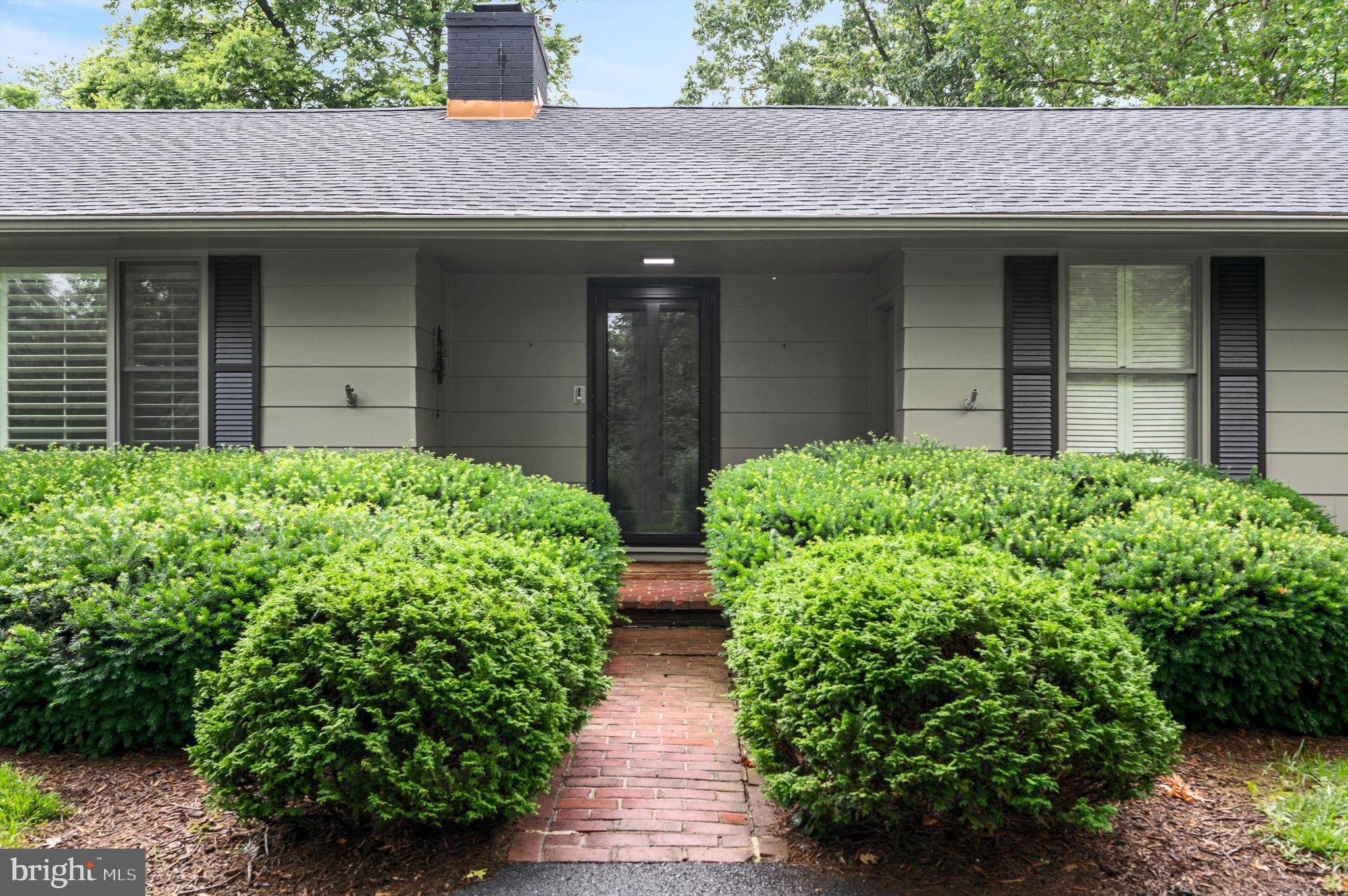 Winchester, VA 22601,516 MERRIMANS LN