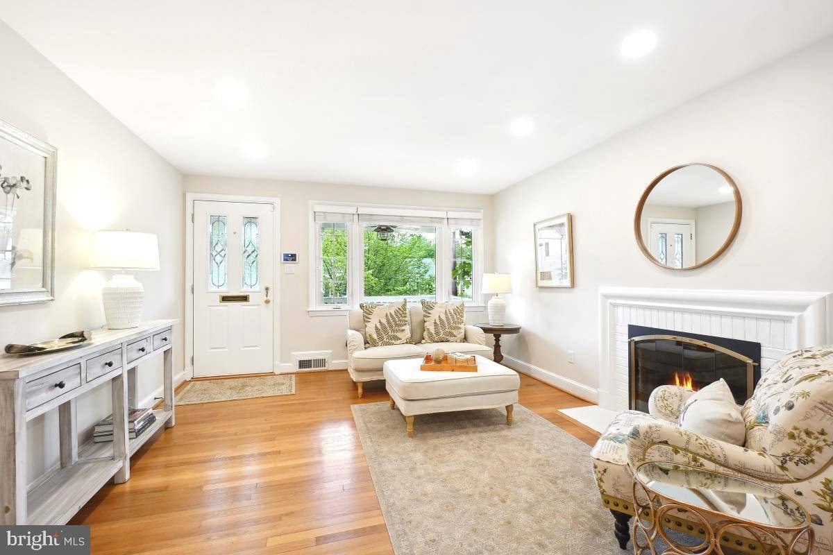 Bethesda, MD 20817,8610 MELWOOD RD
