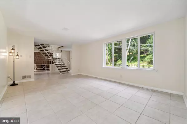 Media, PA 19063,430 E ROSE TREE RD